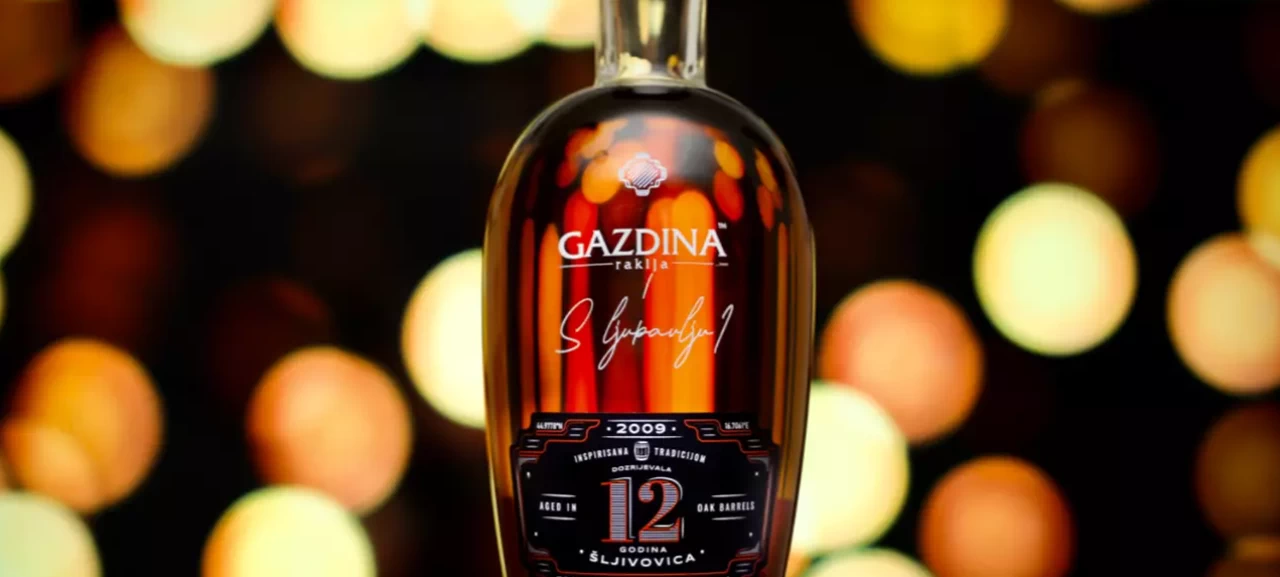 EKSKLUZIVNA GAZDINA PONUDA: Tradicija se prenosi s koljena na koljeno. Ponos iz djela u djelo, a najsavršeniji kvalitet iz ruke u ruku.
